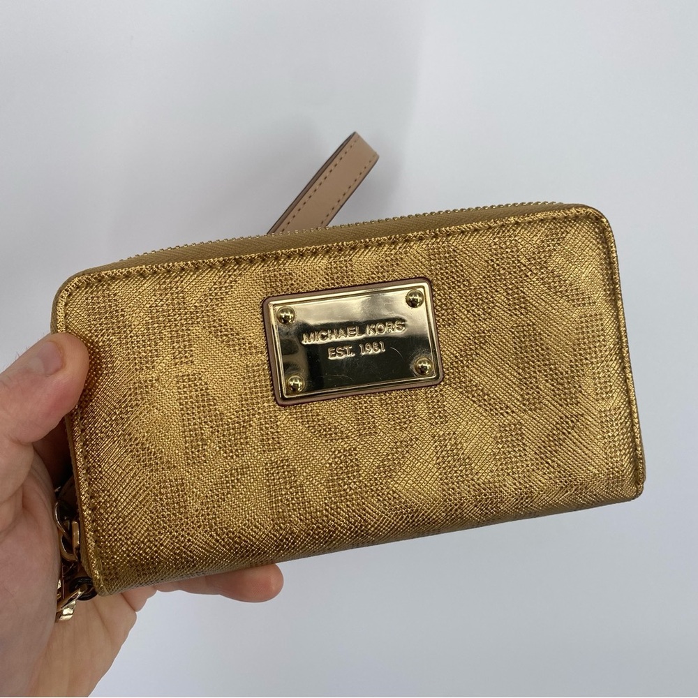 Michael Kors Gold Logo Wristlet Zip Wallet with Card Slots - Picture 1 of 6